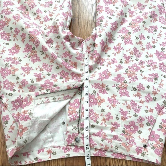 Vintage Villager High Rise Pink Floral Off White Straight Leg Cropped Pants - Picture 5 of 13